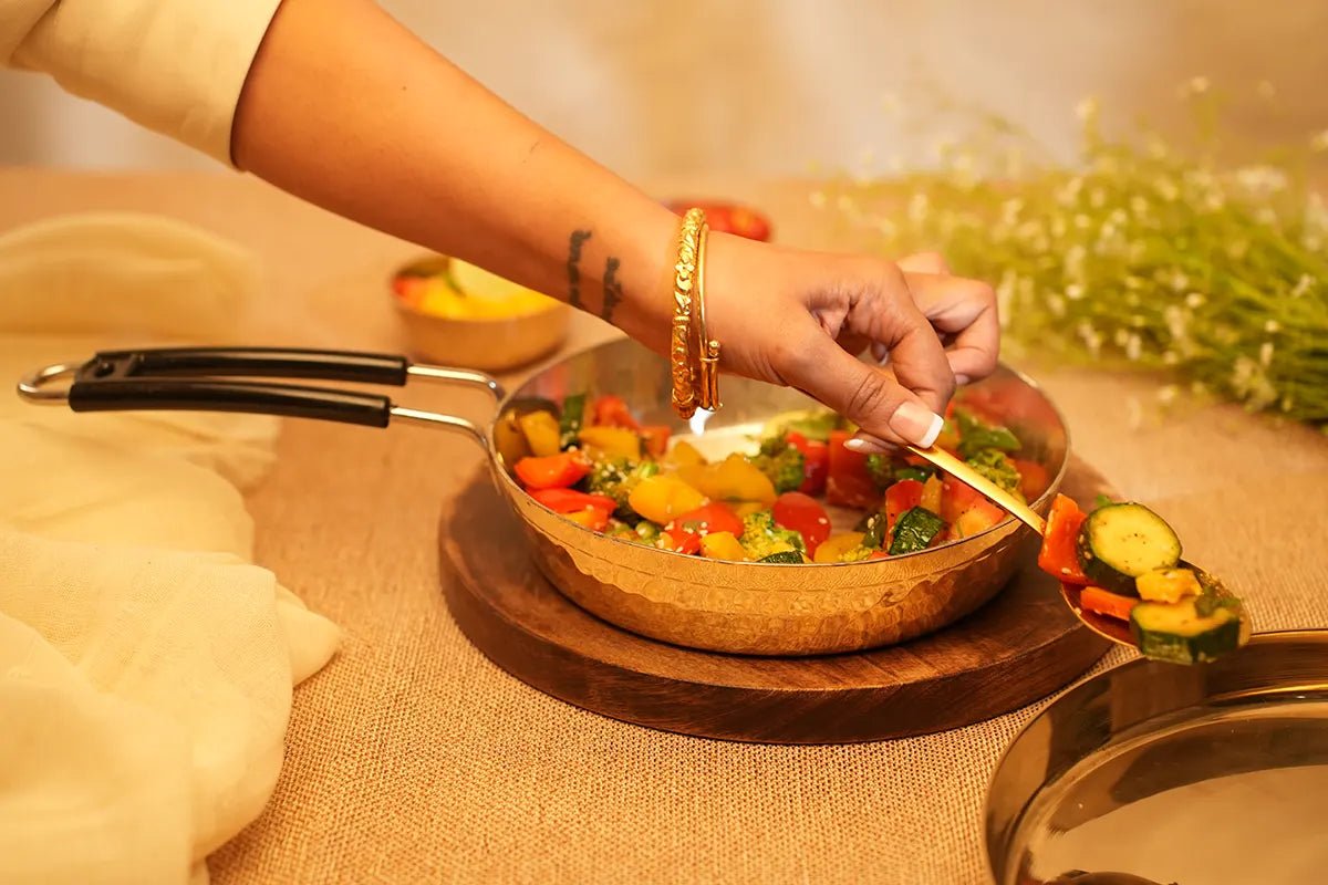 Brass Frying Pan - Non-Stick & Heat-Resistant Handle - Kalasians